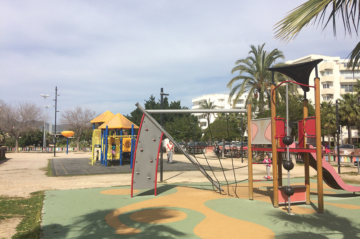 Uit doel bijkeuken Waar verblijf je met kinderen op Ibiza? | Ibiza Gevoel