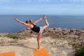 Yoga met zeezicht bij Hostal La Torre Ibiza